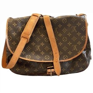 Louis Vuitton Saumur 30 Monogram Canvas Crossbody Messenger Bag AR1900 France